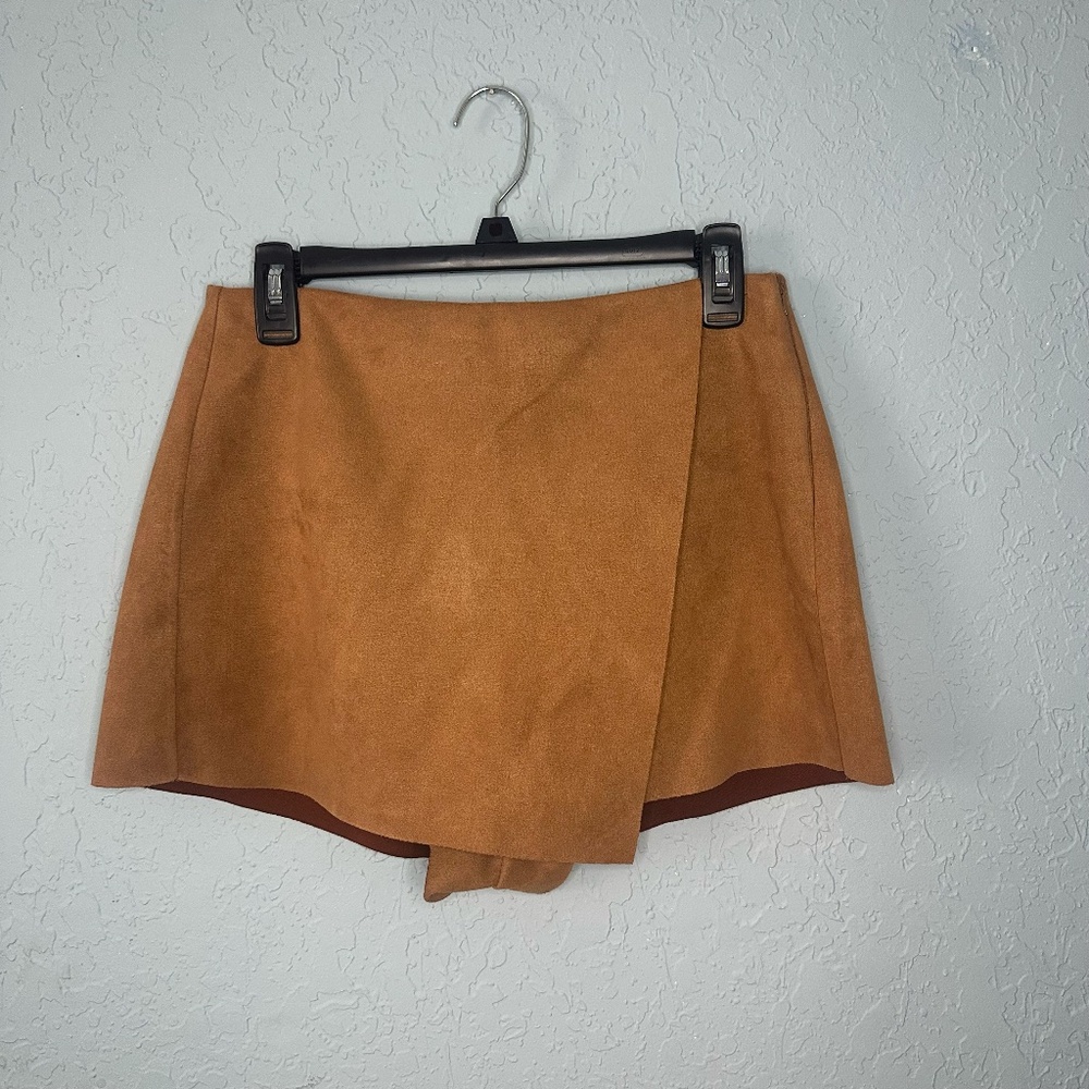 HYFVE Brown Skort | Size M | Gently Used | Built-in Shorts